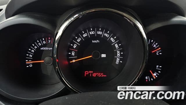 Kia Soul Safety, 2010 8