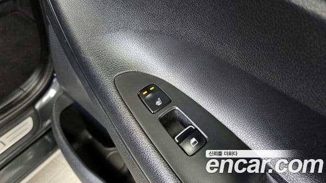 Hyundai Grandeur IG Premium, 2018 19