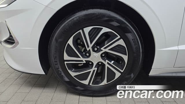 Hyundai Sonata гибрид (DN8) Modern, 2022 все фото