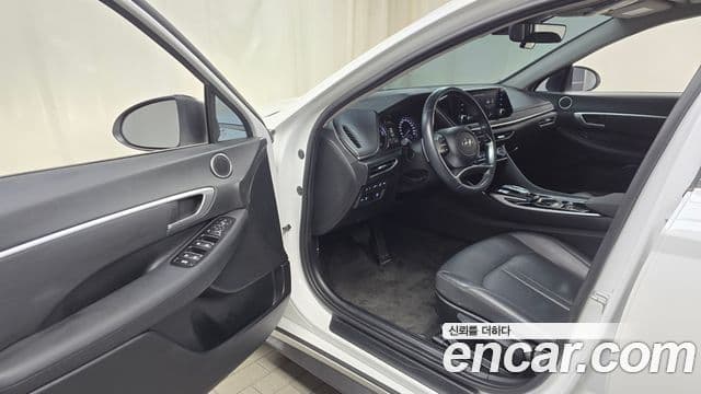 Hyundai Sonata гибрид (DN8) Modern, 2022 10