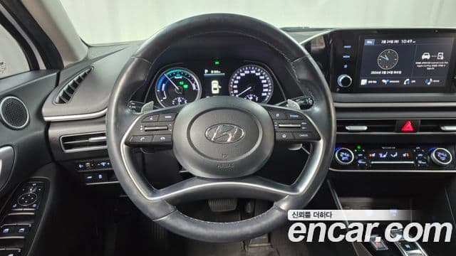 Hyundai Sonata гибрид (DN8) Modern, 2022 13