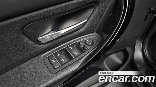 BMW 3시리즈 (F30), 2018 17