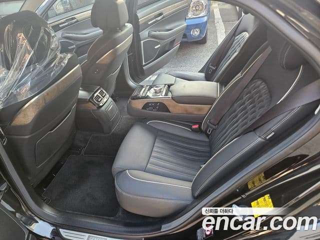 Genesis G90 Premium Luxury, 2019 10