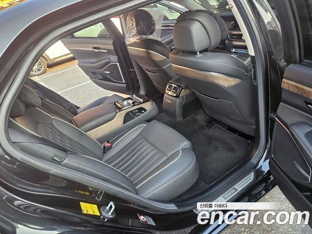 Genesis G90 Premium Luxury, 2019 11