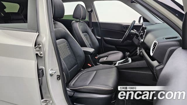 Hyundai Venue 1.6 Flux, 2020 10