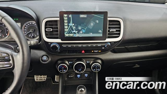 Hyundai Venue 1.6 Flux, 2020 14