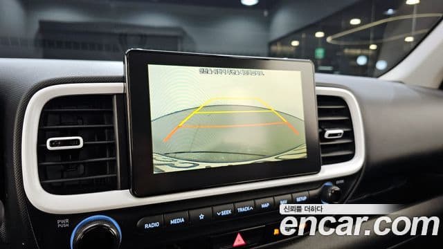 Hyundai Venue 1.6 Flux, 2020 15