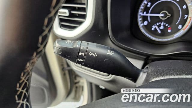 Hyundai Venue 1.6 Flux, 2020 18