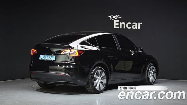 Tesla модель Y Long Range AWD, 2022 2