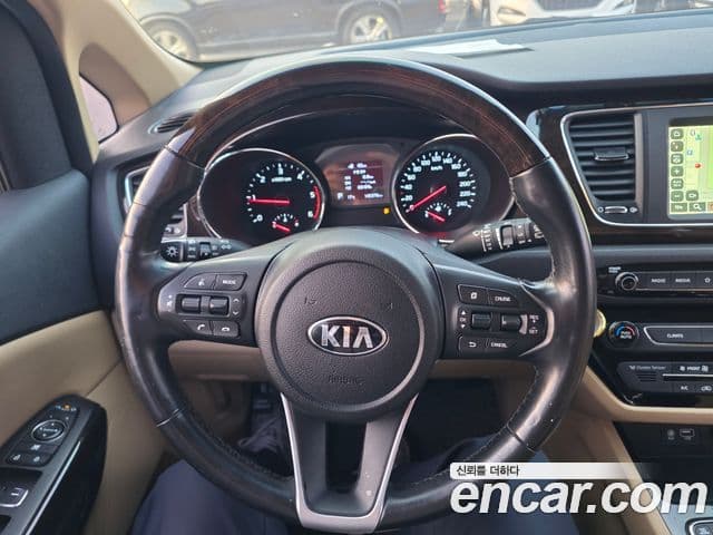 Kia The / новый New Carnival Prestige, 2019 3