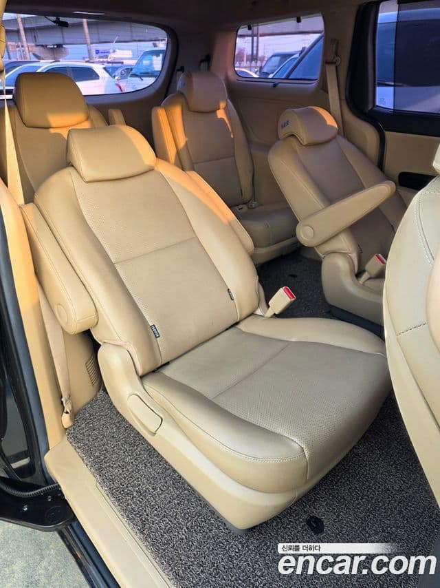 Kia The / новый New Carnival Prestige, 2019 8