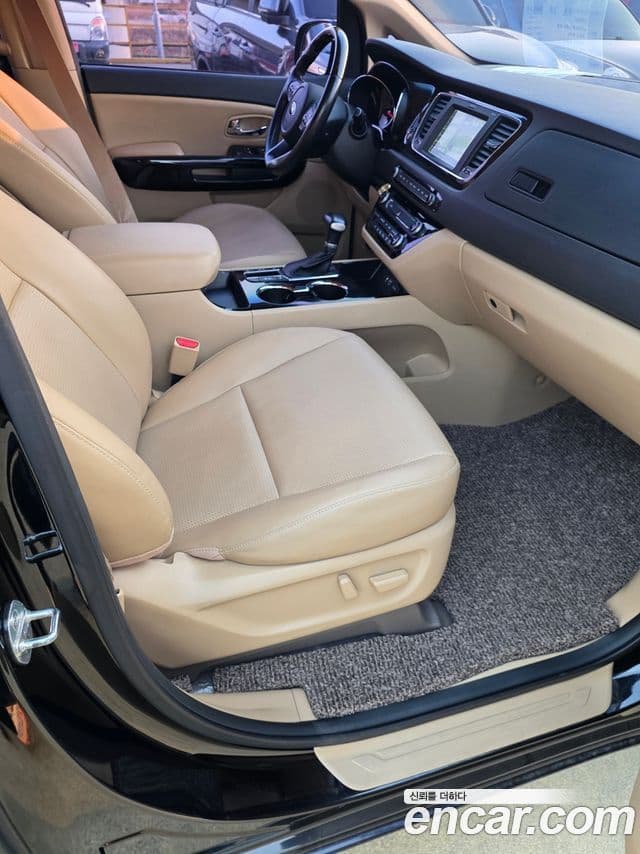 Kia The / новый New Carnival Prestige, 2019 10