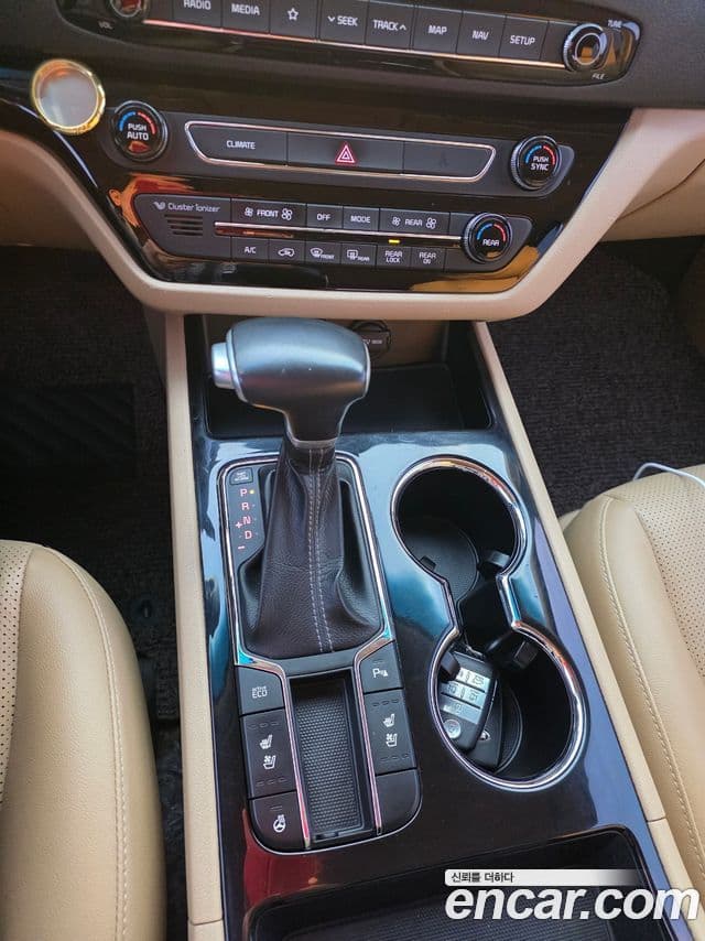 Kia The / новый New Carnival Prestige, 2019 18