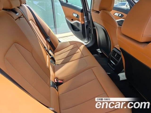 BMW 3시리즈 (G20), 2025 10