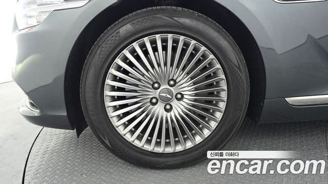 Genesis G90 Luxury, 2021 все фото