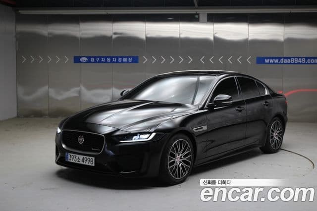 Jaguar XE D180 R-Dynamic S, 2020 1