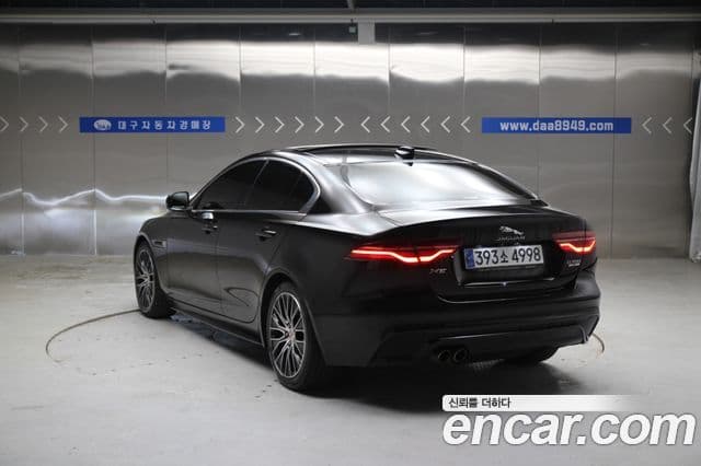 Jaguar XE D180 R-Dynamic S, 2020 2