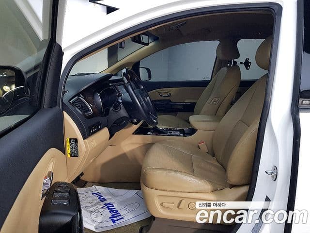 Kia The / новый New Carnival Prestige, 2020 10