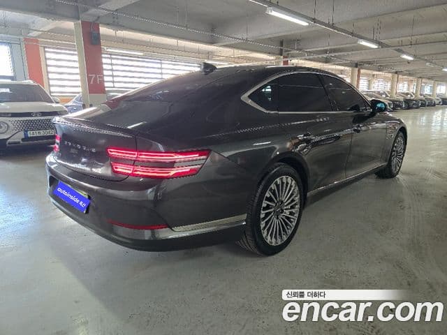 Genesis electrified G80 (RG3) e-AWD, 2024 3