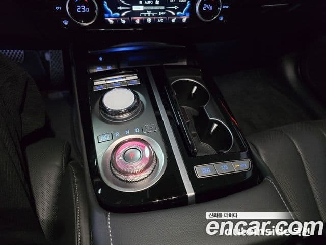 Genesis electrified G80 (RG3) e-AWD, 2024 12