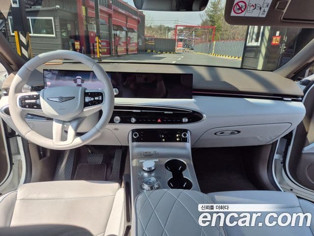 Genesis GV70, 2025 11
