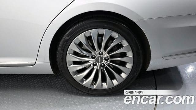 Genesis G90 экспортная версия, 2017 все фото