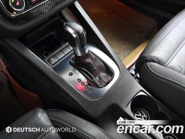 Volkswagen 시로코 2.0 TDI R-Line, 2012 9