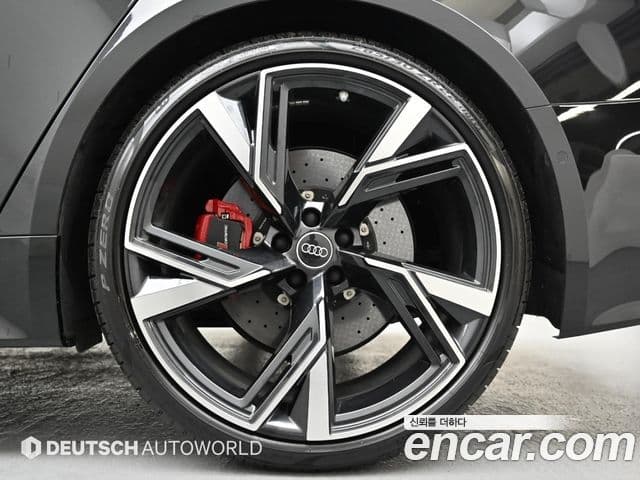 Audi RS6 (C8) 4.0 TFSI Quattro Avant performance, 2024 6