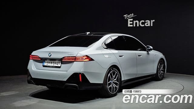BMW 5시리즈 (G60) 520i M Sport, 2025 2
