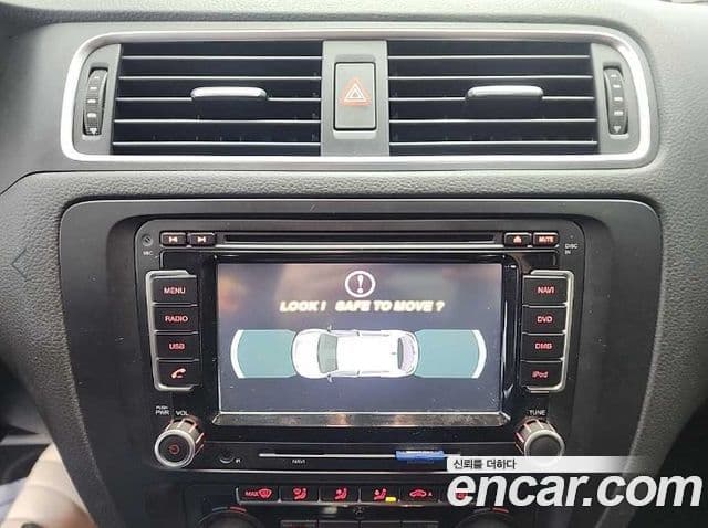 Volkswagen New Jetta 6세대, 2012 15