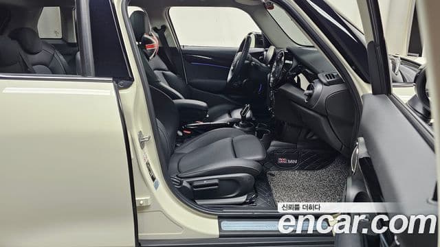 Mini Cooper 3세대, 2022 11