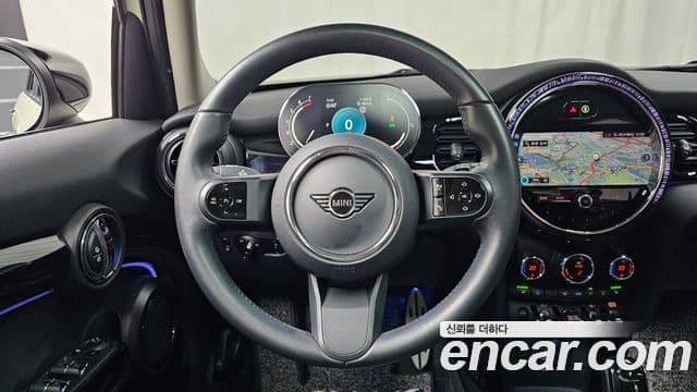 Mini Cooper 3세대, 2022 13