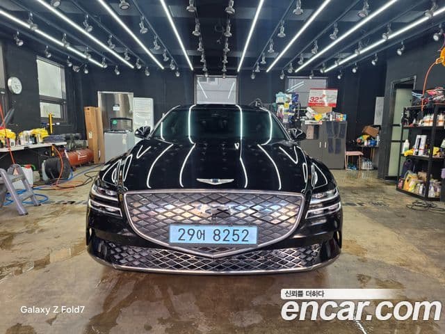 Genesis electrified G80 (RG3) e-AWD, 2022 1