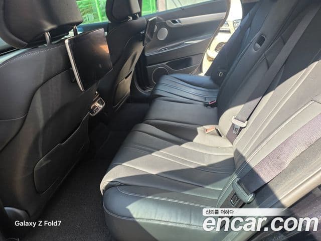 Genesis electrified G80 (RG3) e-AWD, 2022 11