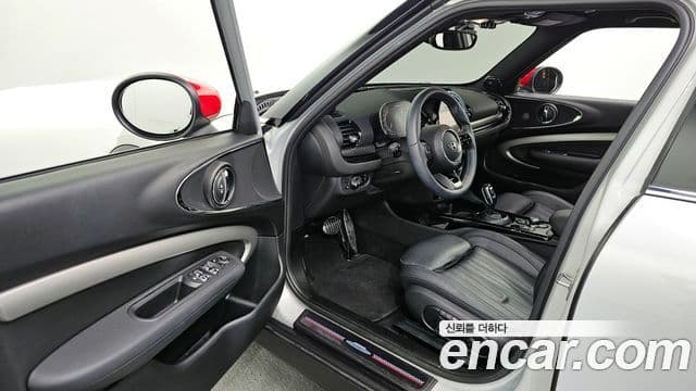 Mini Cooper S 클럽맨 2세대, 2023 10