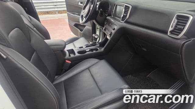 Kia Sportage 4세대 дизель 1.7 2WD Trendy, 2018 6
