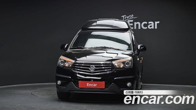 KG모빌리티(SsangYong) Korando 투리스모 4WD Chateau 9인승, 2016 3