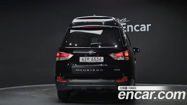 KG모빌리티(SsangYong) Korando 투리스모 4WD Chateau 9인승, 2016 4