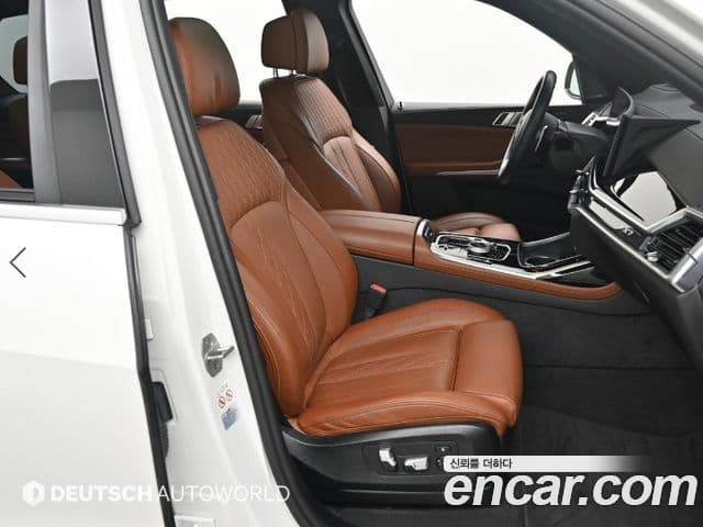 BMW X7 (G07) xDrive 40i M Sport 6인승, 2024 10