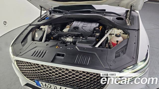 Genesis GV70, 2021 6