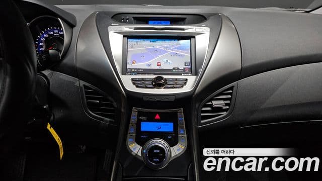 Hyundai Avante MD Luxury, 2012 15