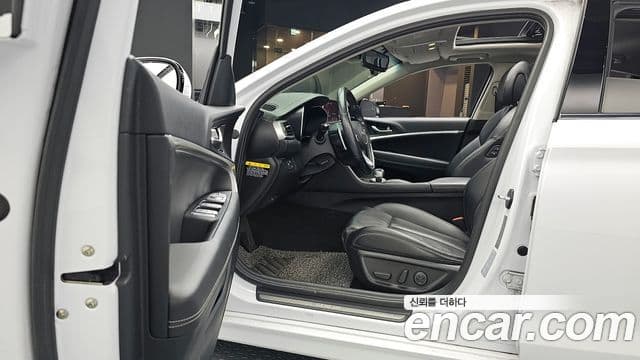 Genesis G70 Advanced, 2018 10