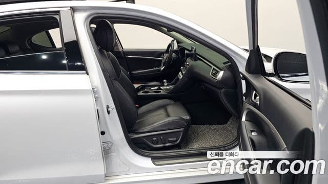 Genesis G70 Advanced, 2018 11