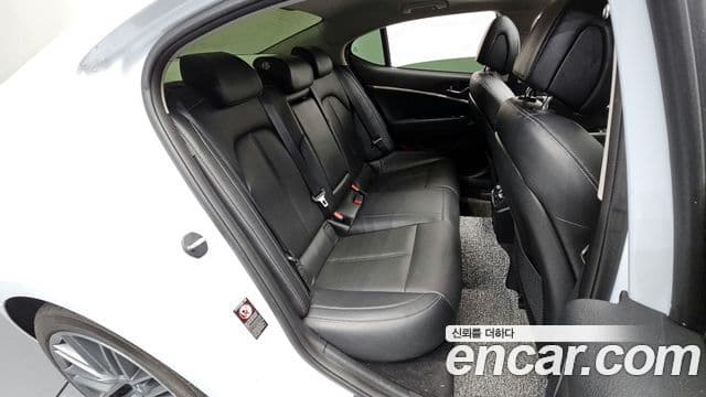 Genesis G70 Advanced, 2018 12