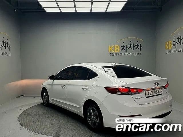 Hyundai Avante AD 1.6 GDI Smart, 2017 6