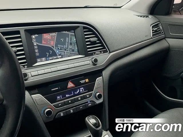 Hyundai Avante AD 1.6 GDI Smart, 2017 13