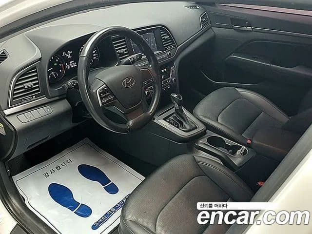 Hyundai Avante AD 1.6 GDI Smart, 2017 16