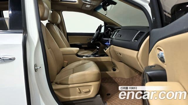 Kia The / новый New Carnival Special, 2019 10