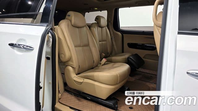 Kia The / новый New Carnival Special, 2019 12