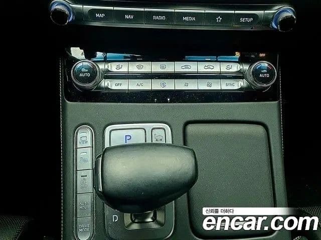 Genesis G90 Luxury, 2021 15